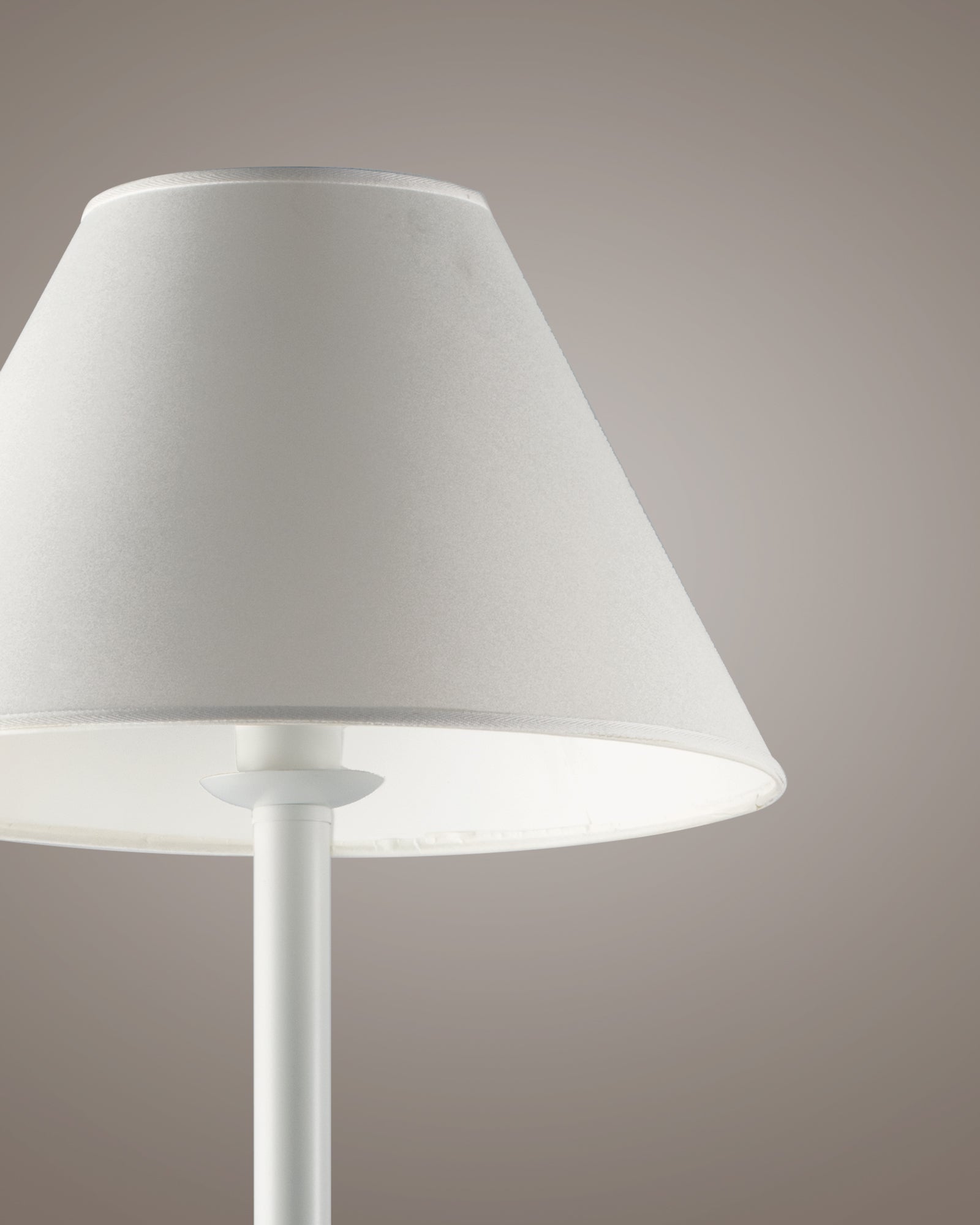 Agata, piantana 1 luce Ø40, bianco
